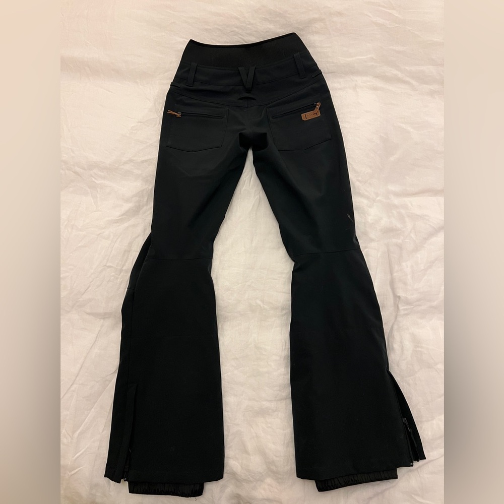 Roxy Rising High Snowpants ski or snowboard